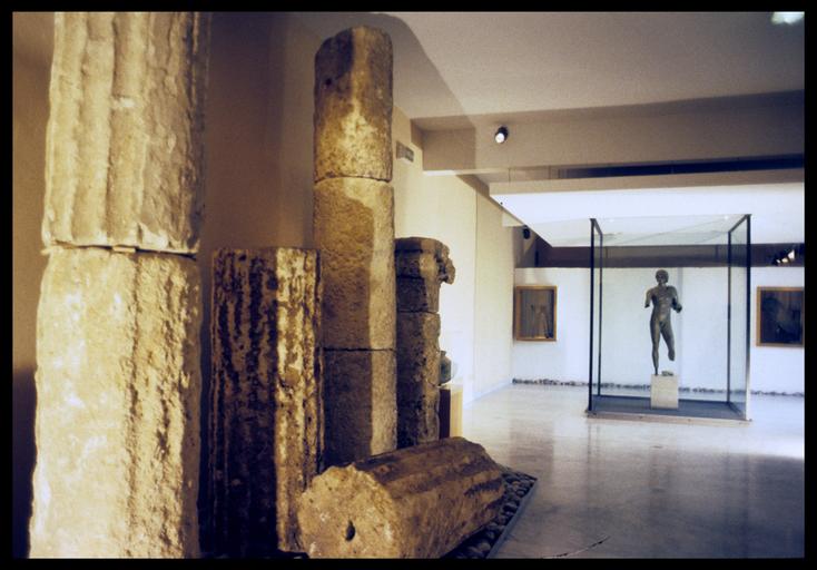 sculpture