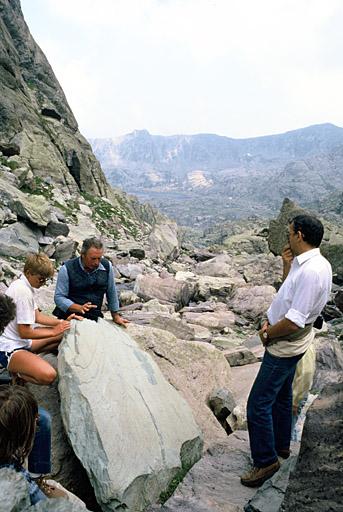 Occupation : stèle du chef de tribu