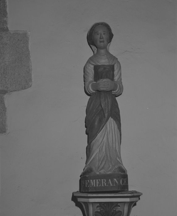 statue : Sainte Emerance