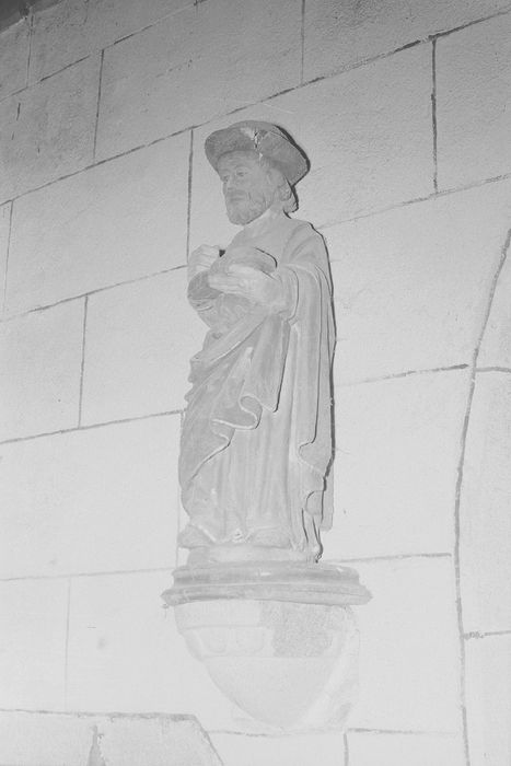 statue : saint Nicodème
