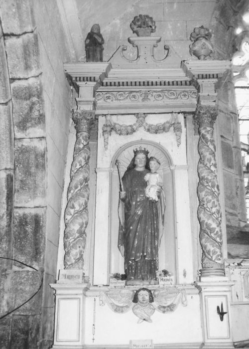 statue : Vierge à l’Enfant