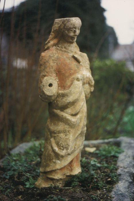 Statue : Vierge à l'Enfant