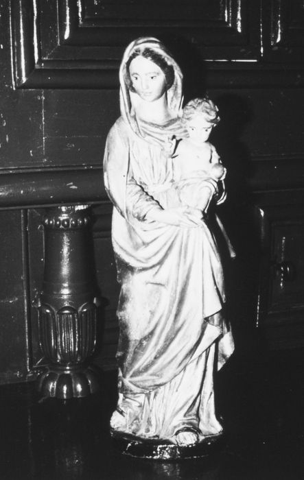 statue (statuette) : Vierge à l'Enfant