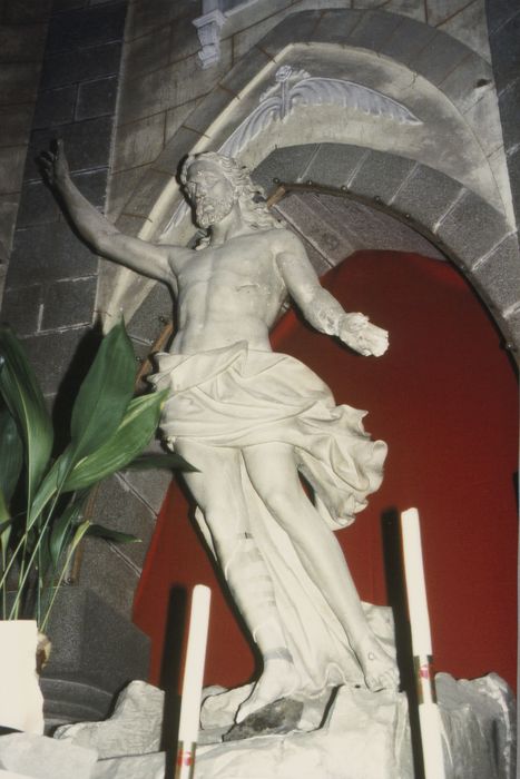 statue : Christ de Résurrection