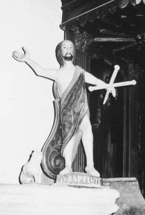 statue : Saint Jean-Baptiste