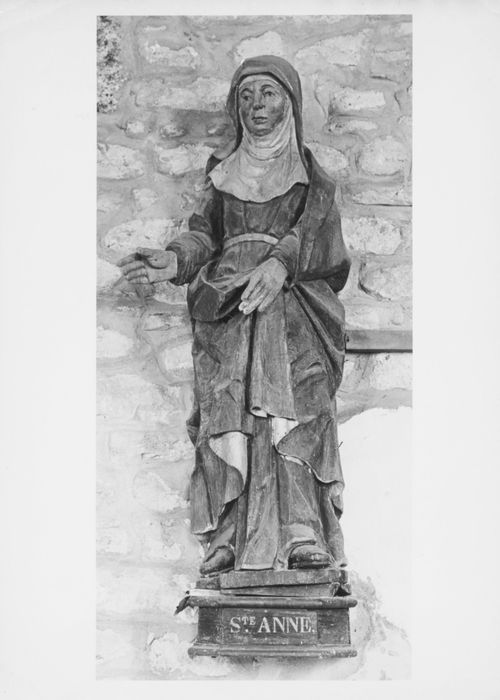 statue : sainte Anne