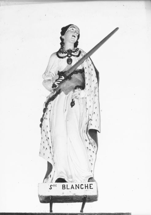statue : sainte Blanche