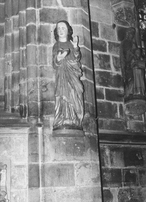 statues : Ange de l’Annonciation