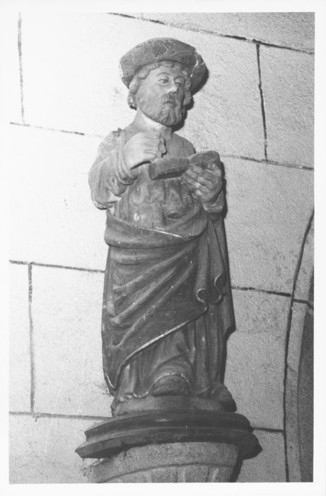 statue : saint Nicodème