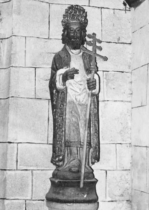 statue : Saint Pierre pape