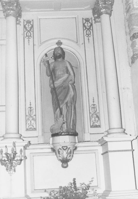 statue : Saint Jean-Baptiste