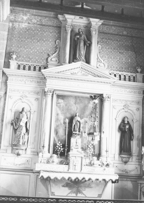 retable latéral sud,  statues : Saint Bernard et Saint Jean