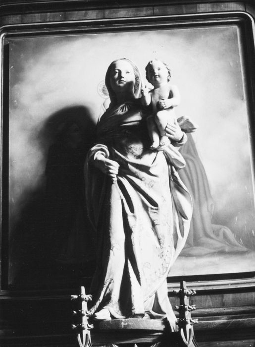statue : Vierge à l'Enfant