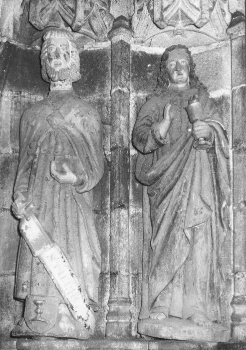 statues :  Apôtres
