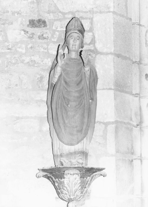 Statue : Saint évêque