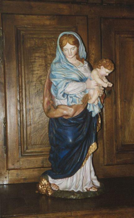 statue : Vierge à l'Enfant