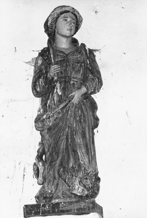 statue : Sainte Marguerite