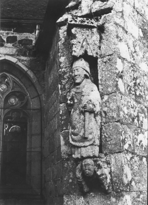 statue : Saint Loup