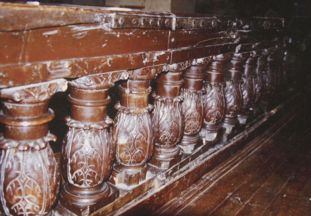 Clôture de choeur (table de communion)