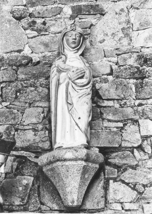 statue : Vierge