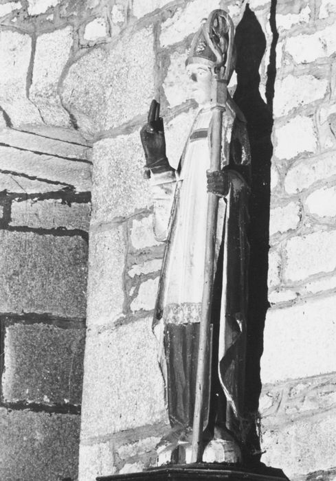 statue : Saint Évêque n°1