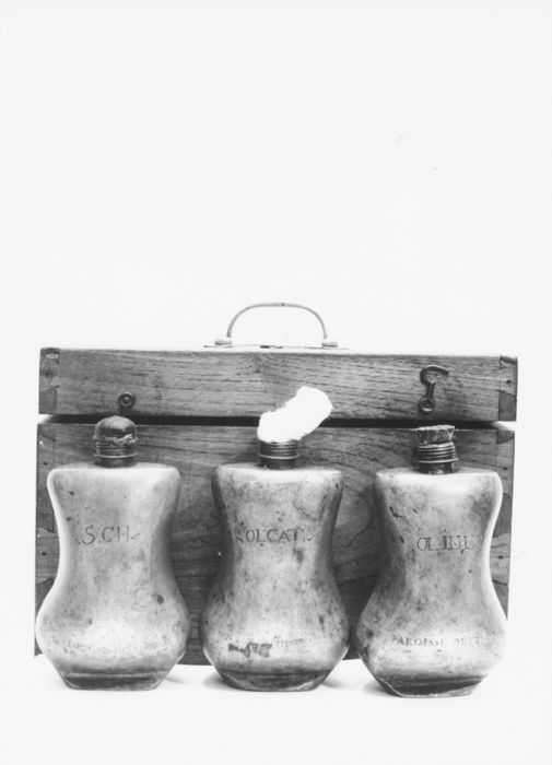 ampoules aux saintes huiles