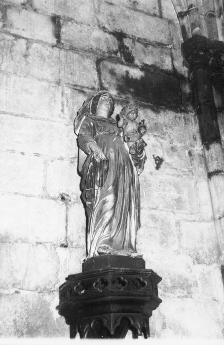 statue : Vierge à l'Enfant n°5
