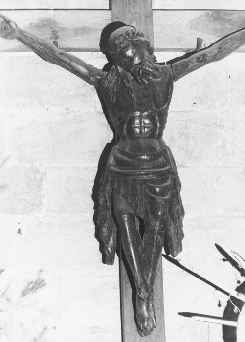 statue : Christ en croix n°6