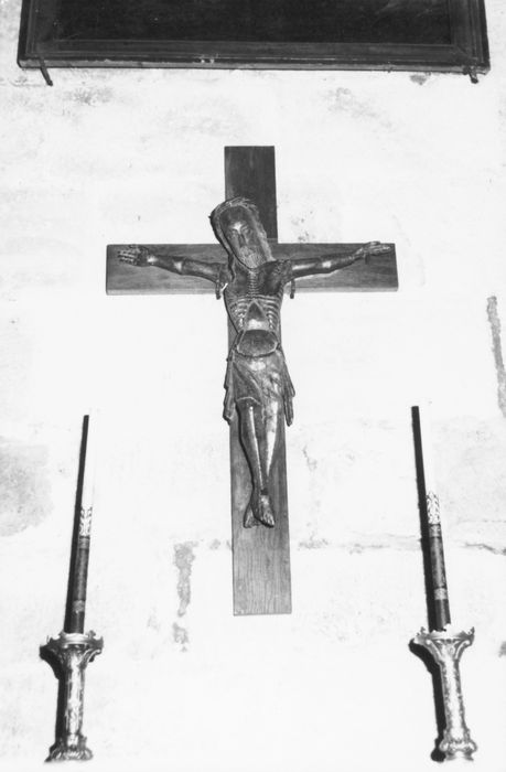 statue : Christ en croix n°3