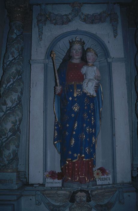 statue : Vierge à l’Enfant