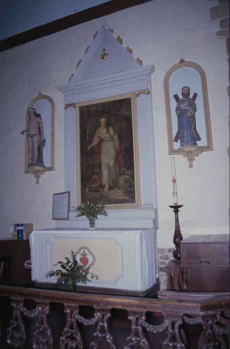 retable latéral nord, deux statues : Saint Sébastien et Saint André, et son tableau : Sainte Marguerite