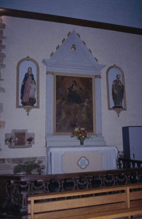 retable latéral sud, statues : Notre-Dame d'Espérance, Saint Joseph, tableau : Donation du Rosaire