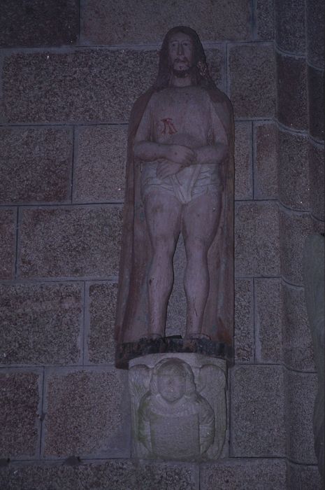 statue : Christ aux outrages