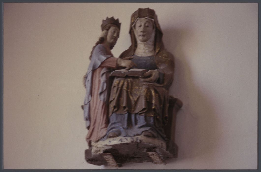 groupe sculpté : sainte Anne et la Vierge