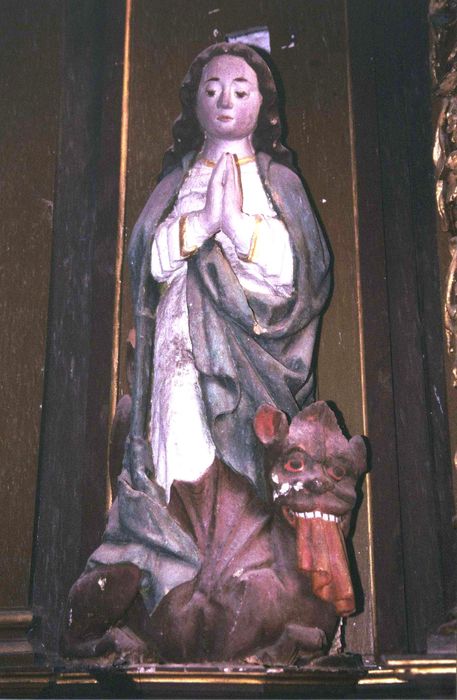 statue : Sainte Marguerite