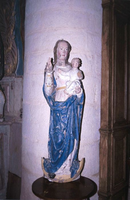 statue : Vierge à l'Enfant