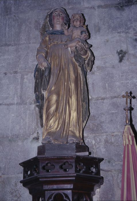 statue : Vierge à l'Enfant n°5