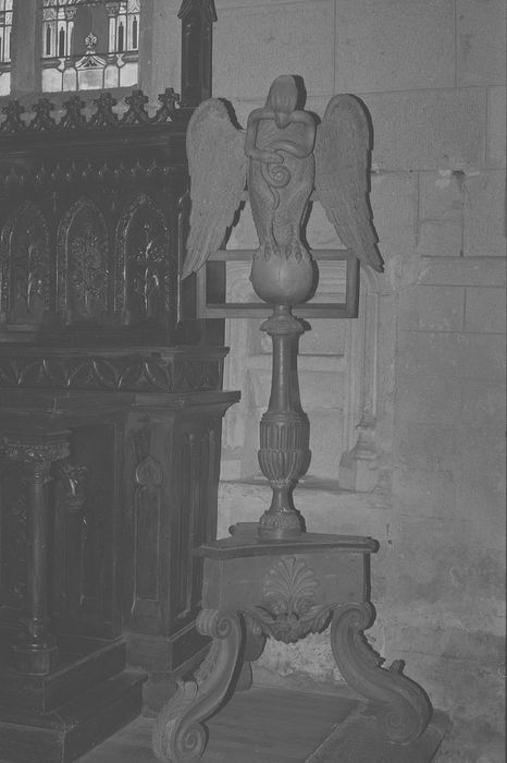 lutrin (aigle-lutrin)