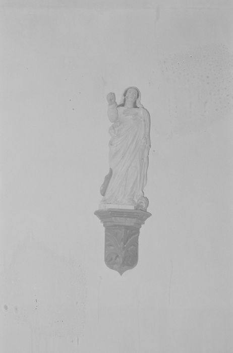 statue : Sainte Marguerite