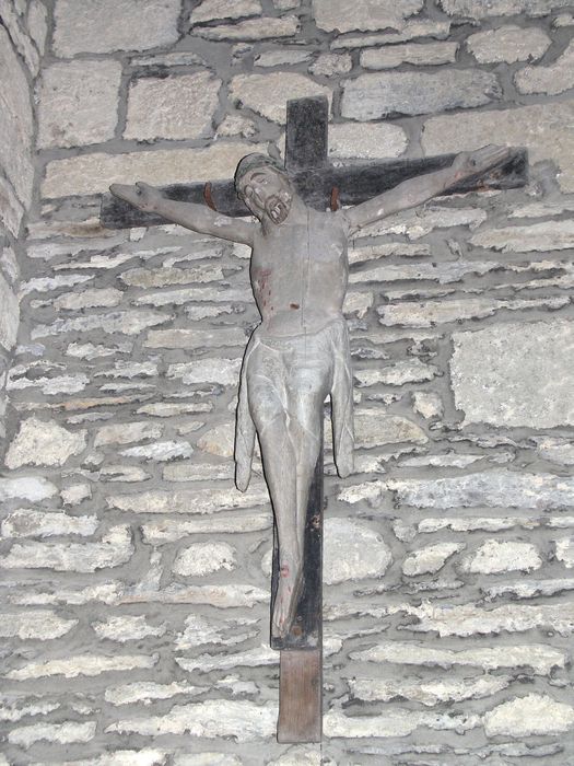 Statue : Christ en croix