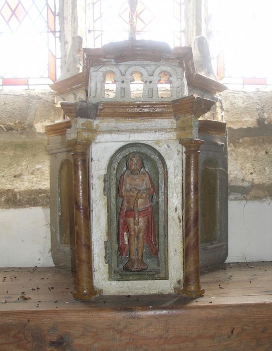 tabernacle de l’ancien retable - © Ministère de la Culture (France), Archives départementales des Côtes-d’Armor, Conservation des antiquités et des objets d’art – Tous droits réservés 