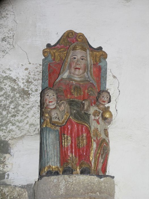 groupe sculpté : Sainte Anne, la Vierge et l'Enfant Jésus