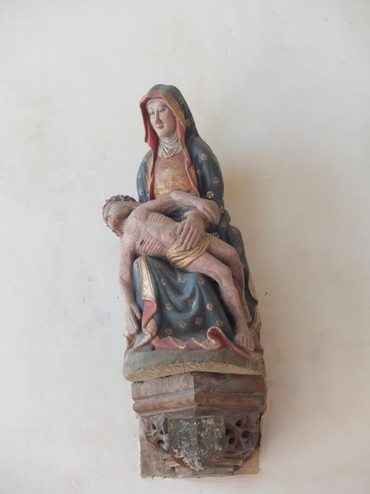 groupe sculpté : Vierge de Douleur