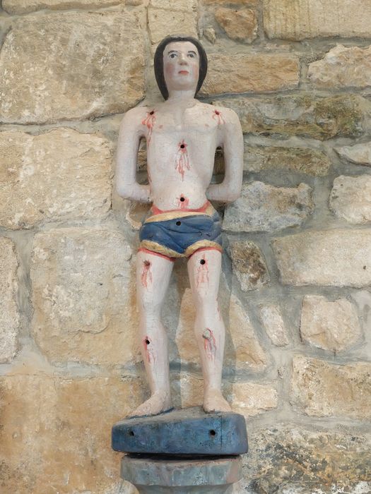statue : Saint Sébastien - © Ministère de la Culture (France), Archives départementales des Côtes-d’Armor, Conservation des antiquités et des objets d’art – Tous droits réservés