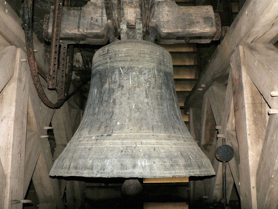 cloche - © Ministère de la Culture (France), Archives départementales des Côtes-d’Armor, Conservation des antiquités et des objets d’art – Tous droits réservés 