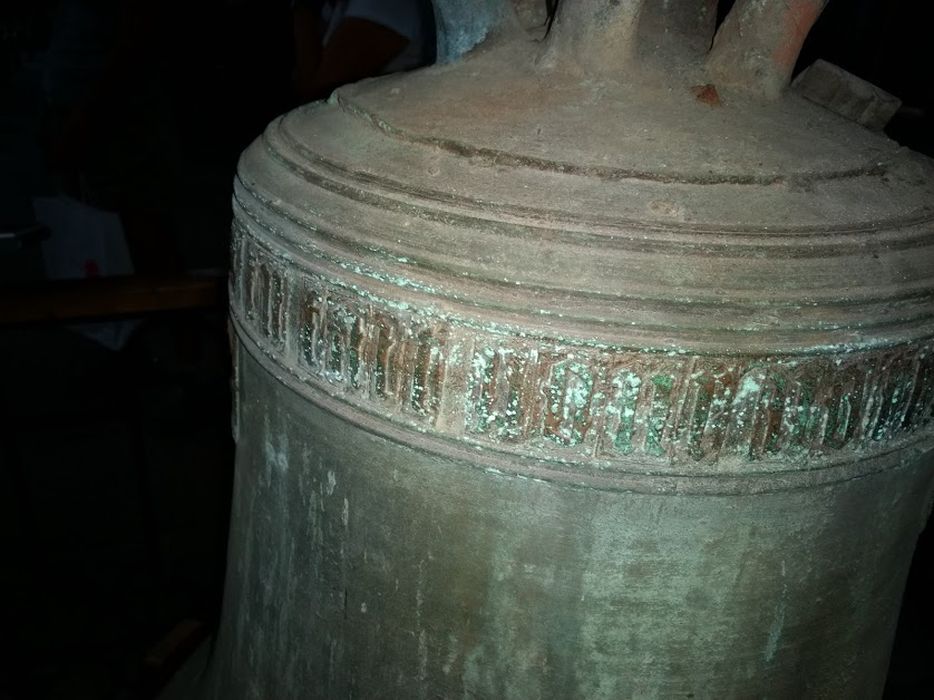 cloche, détail de l’inscription - © Ministère de la Culture (France), Archives départementales des Côtes-d’Armor, Conservation des antiquités et des objets d’art – Tous droits réservés 