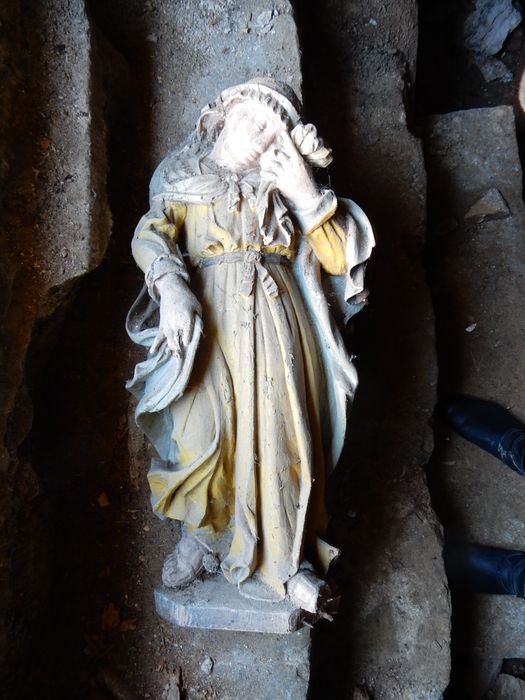 statuette : Vierge