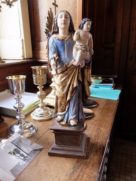 statue (statuette) : Vierge à l'Enfant