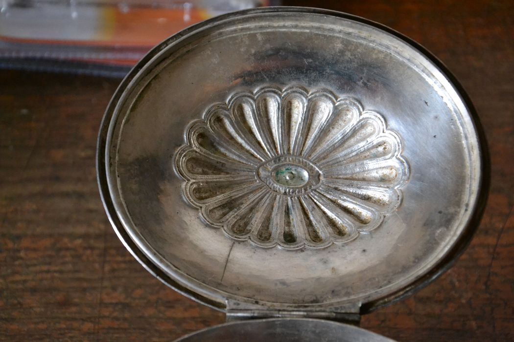 coffret de baptême, détail