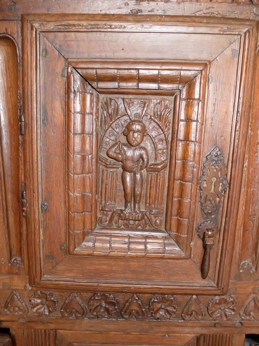 armoire à lin